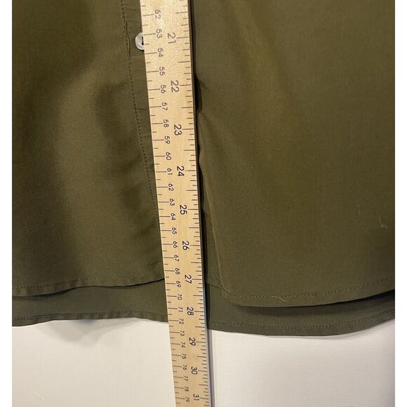 Old Navy M Shirt Button Utility Olive Green Blouses Pockets Roll Tab Round Hem - Picture 8 of 10